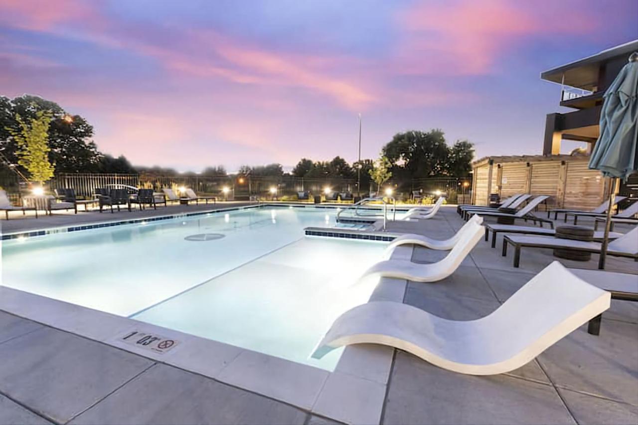 Modern Dwntwn 1 Bdrm Apt Pool Gym Free Parking Indianapolis Exterior photo