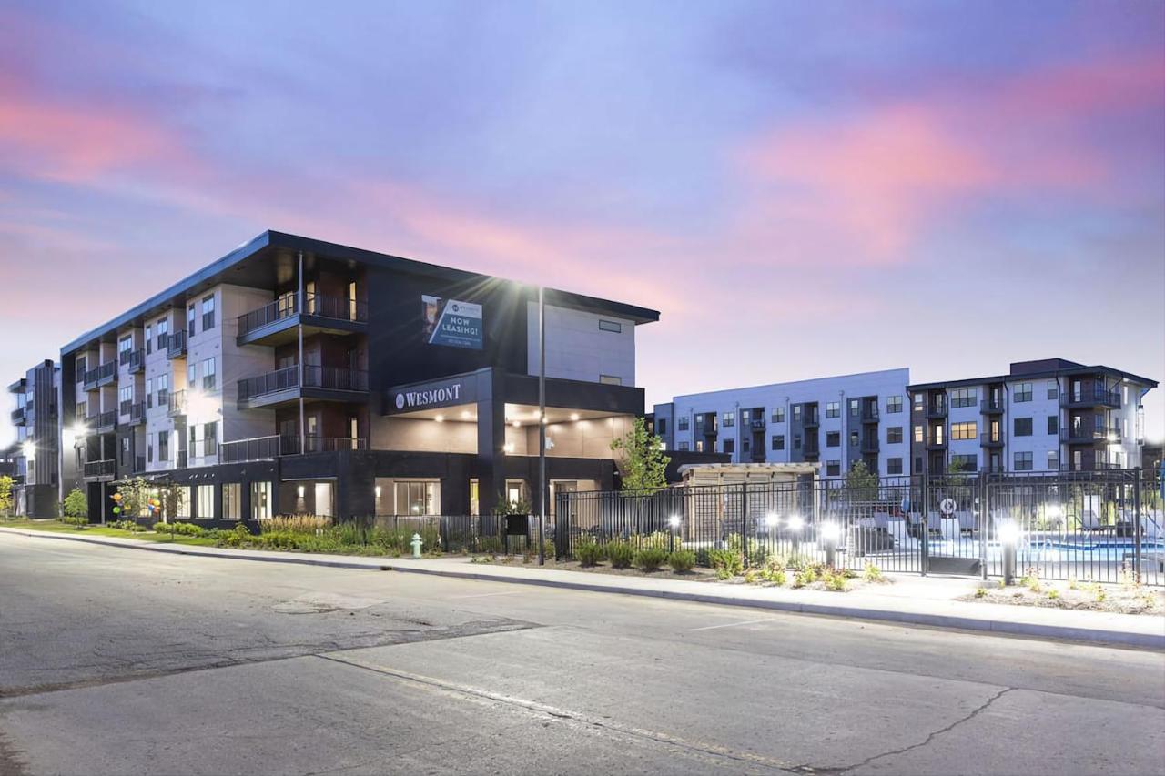Modern Dwntwn 1 Bdrm Apt Pool Gym Free Parking Indianapolis Exterior photo